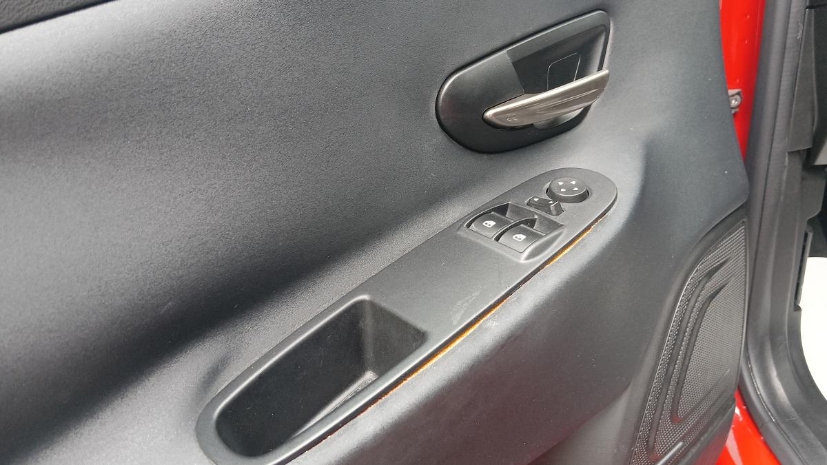 Lancia Ypsilon 1.2 69 CV 5 porte GPL Gold